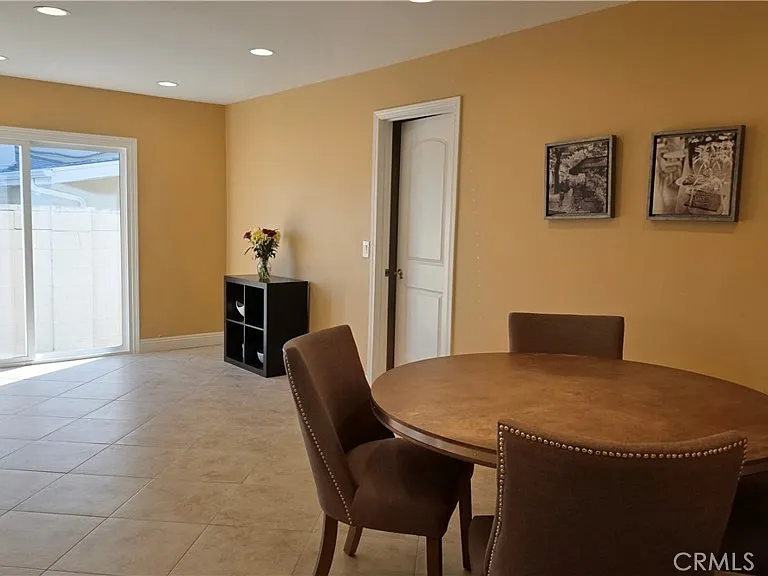 5966 Rod Ave — Photo 8