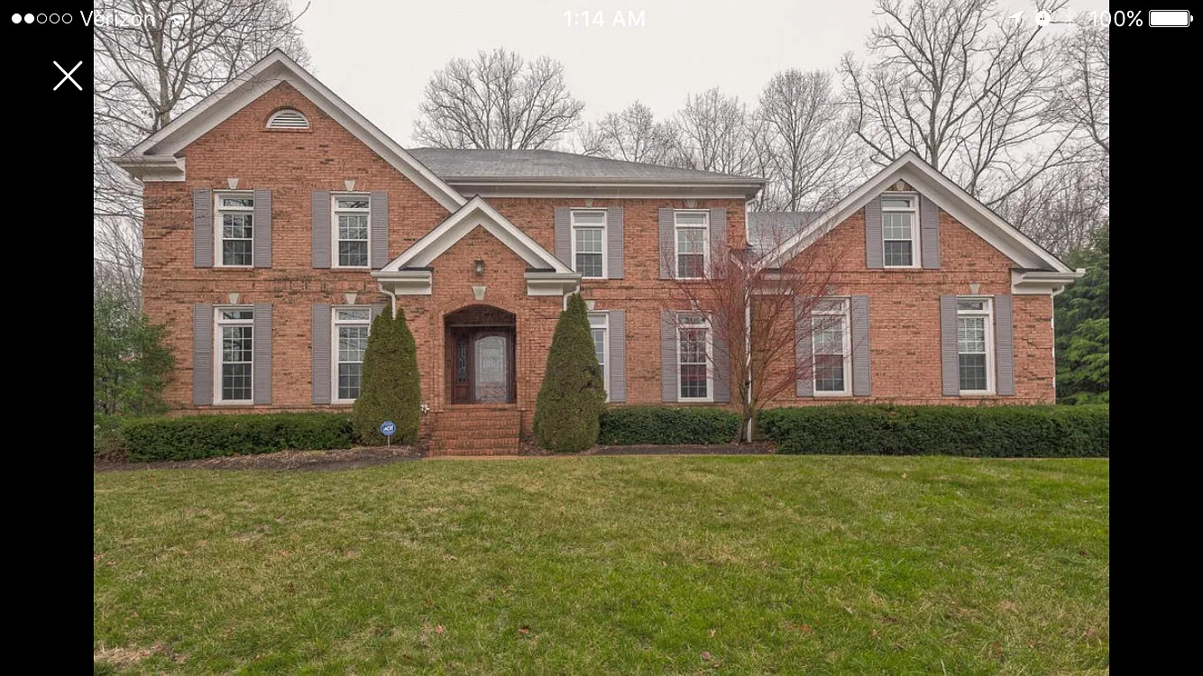 5 bed, 4444 sqft, $3,995 — Photo 1