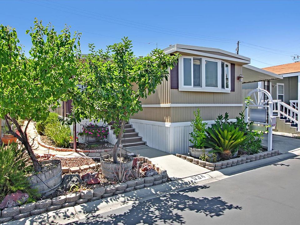 1st image of 534 Mountain Home Dr