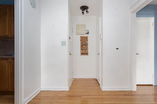 Sold by Keller Williams Realty Landmark | media 13