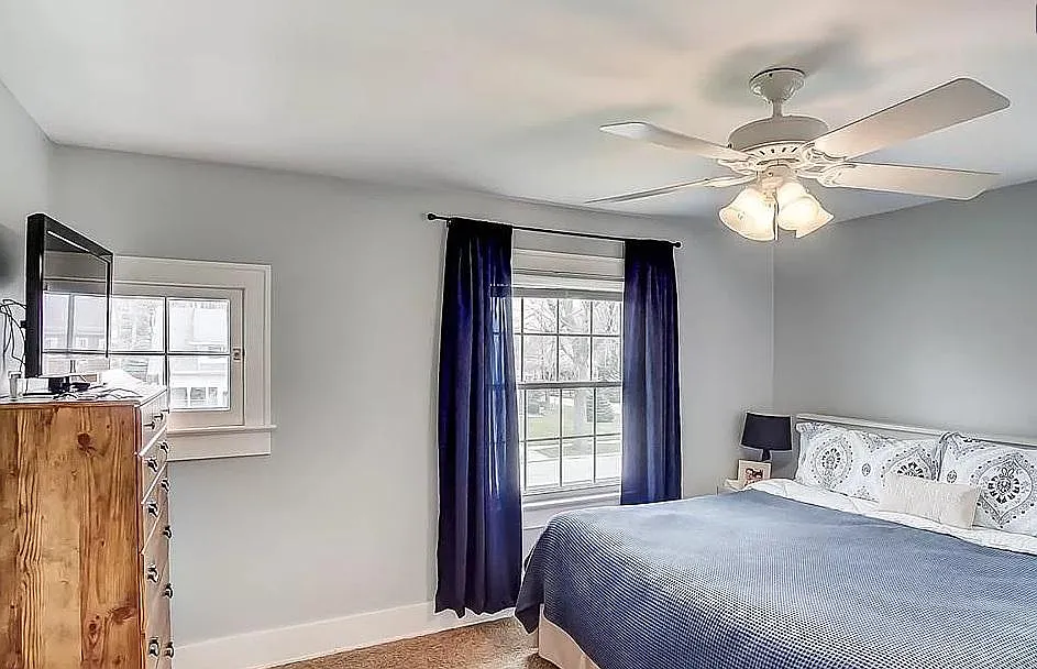 3 bed, 1.5 bath, 1640 sqft, $1,700 — Photo 3