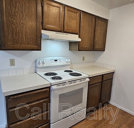 4th image of 2815 E 27th Ave