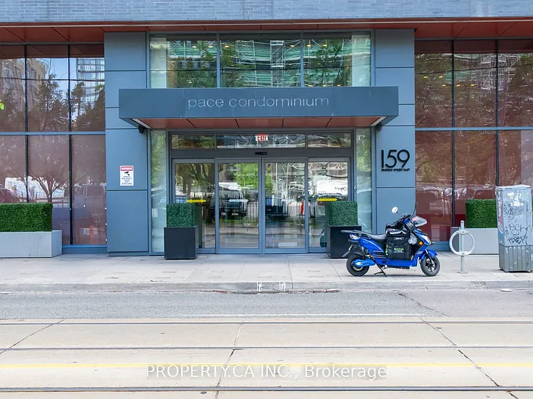 159 Dundas St E #1506 — Photo 43