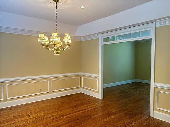 4th image of 3476 Sheridan Chase SE