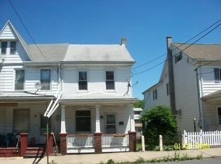31 N Locust St, Mount Carmel, PA