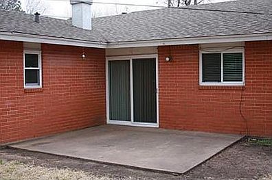 2nd image of 3020 Norwood Ln