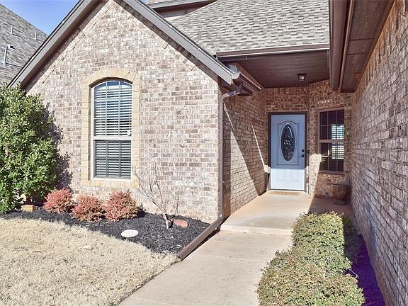 2nd image of 3217 NW 192nd Ter