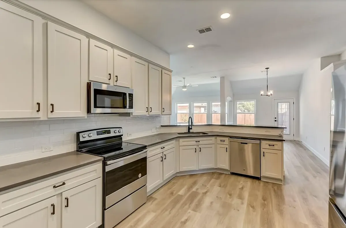 Building Photo - 6420 Branchwood Trl