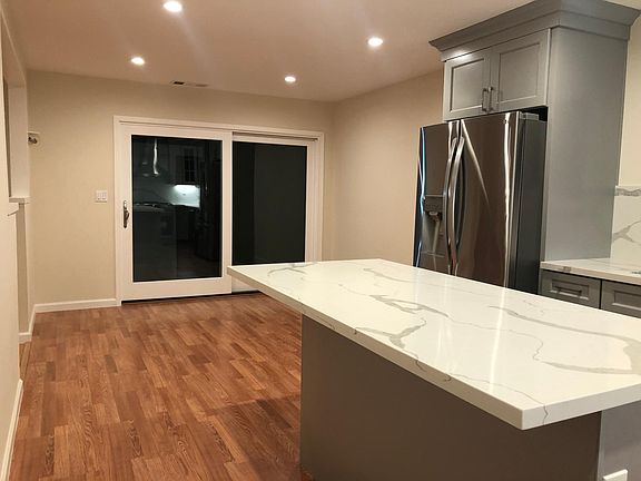3rd image of 355 Blackwell Dr