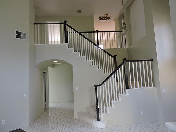 4th image of 33016 Sotelo Dr