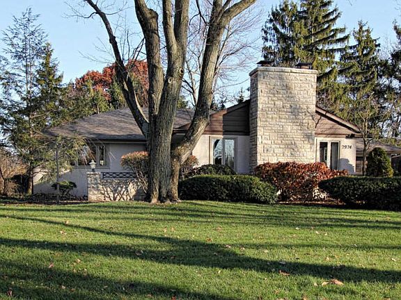 2nd image of 2924 Wellesley Dr