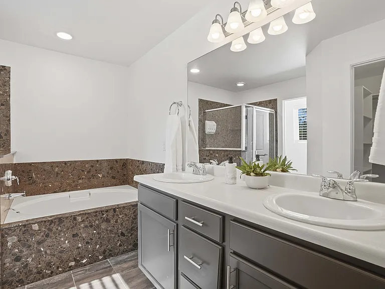 7539 S Casenina Dr — Photo 10