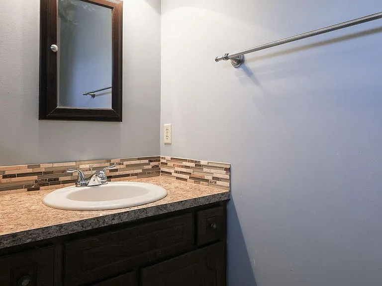 13435 Westwood Ln — Photo 24