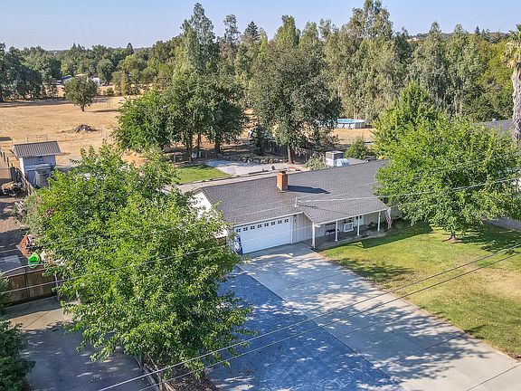 4th image of 21963 Vista Oaks Dr