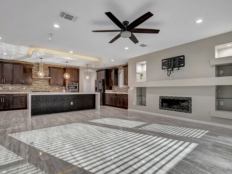 6005 Andezano Dr — Photo 31
