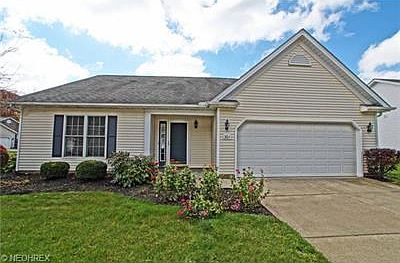 1st image of 301 Bridgewater Ln