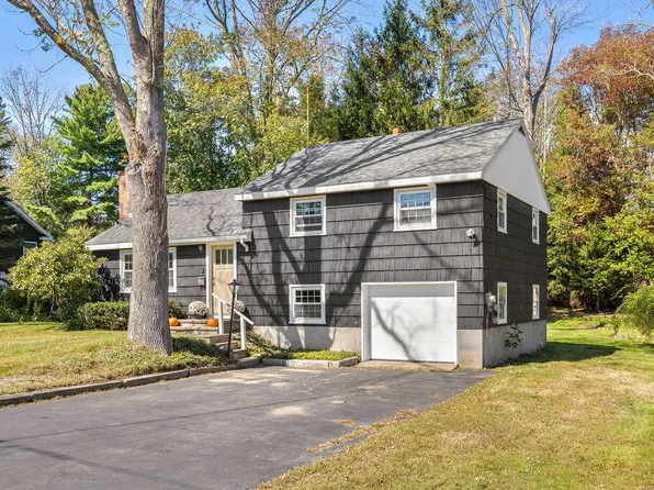 216 Long Sands Road, York, ME 03909