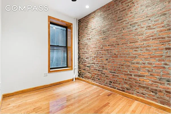 Rented by Compass | media 13