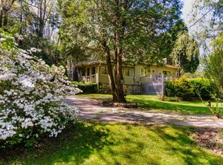 2641 Golden Rd, Lake Toxaway, NC 28747