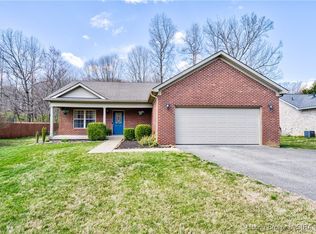 337 Eagle Ln, New Albany, IN 47150