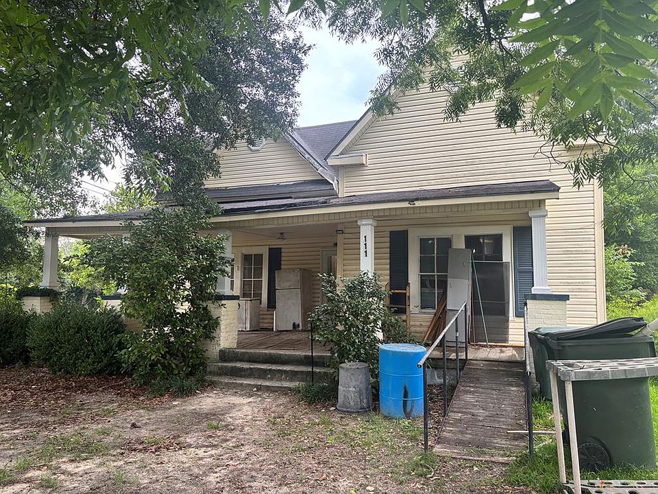 1st image of 111 N Alder St