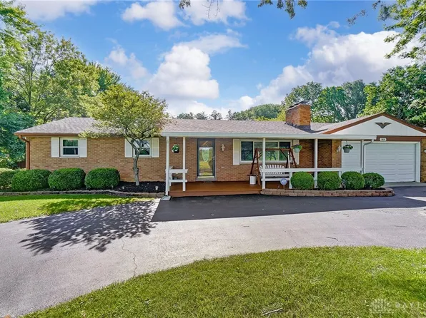 1060 Grange Hall Rd, Dayton, OH 45430