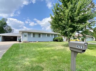 4223 Rahn Rd, Eagan, MN 55122