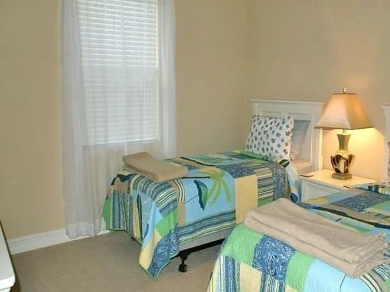7414 Acorn Way — Photo 10