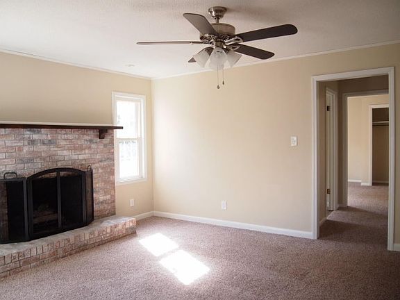 2nd image of 4906 Armstrong Dr
