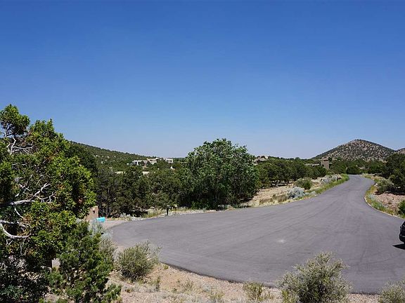 2nd image of 11 Camino Teofanio