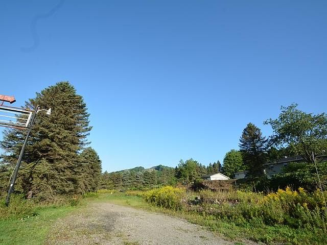 2nd image of 3 Motel Rd