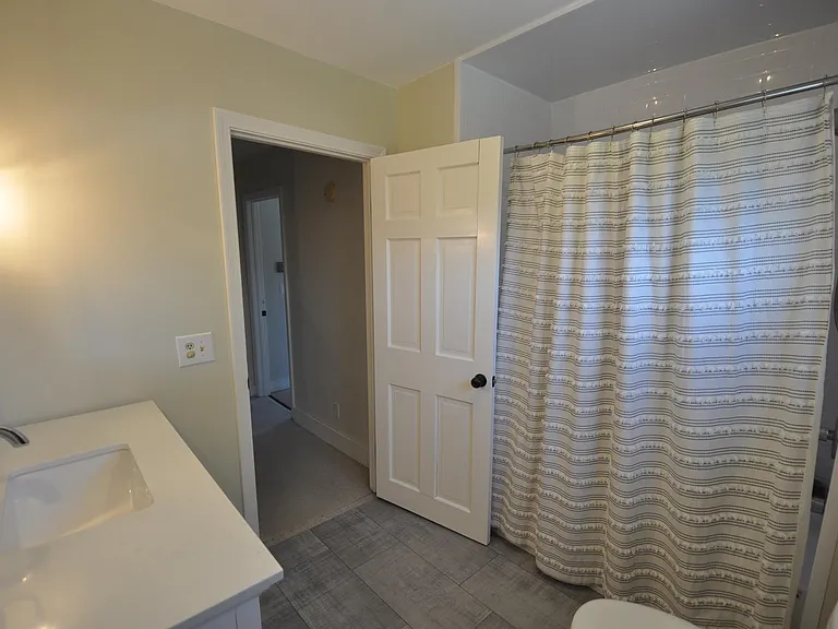 7190 Main St — Photo 39