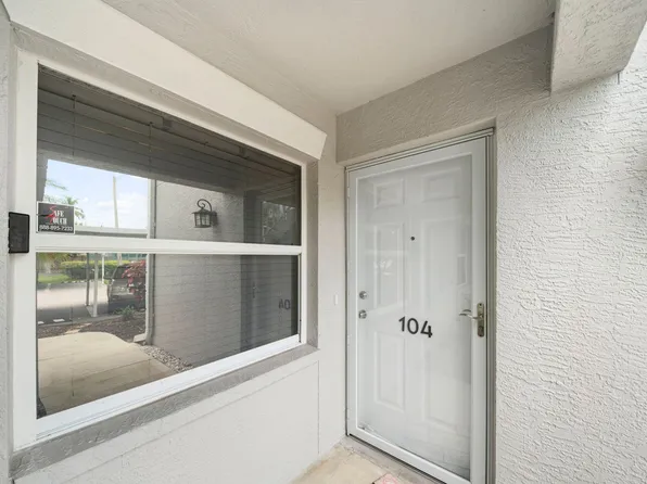 14503 Lakewood Trace Ct APT 104, Fort Myers, FL 33919
