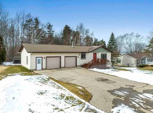 156 Vantage View Dr, Petoskey, MI 49770