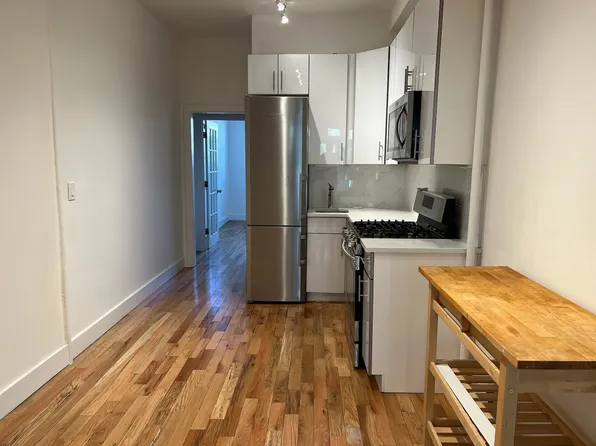 150 Norman Avenue image 1 of 13