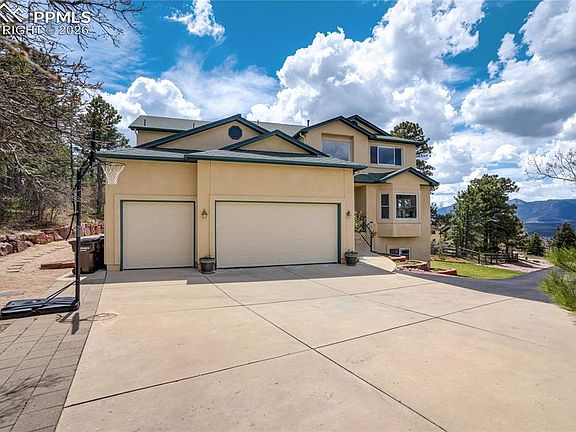 2nd image of 15371 Ridgefield Ln