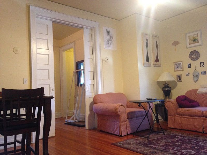 1st image of 1030 W Franklin St APT 31