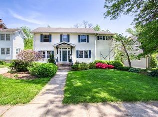 4925 Holly St, Kansas City, MO 64112
