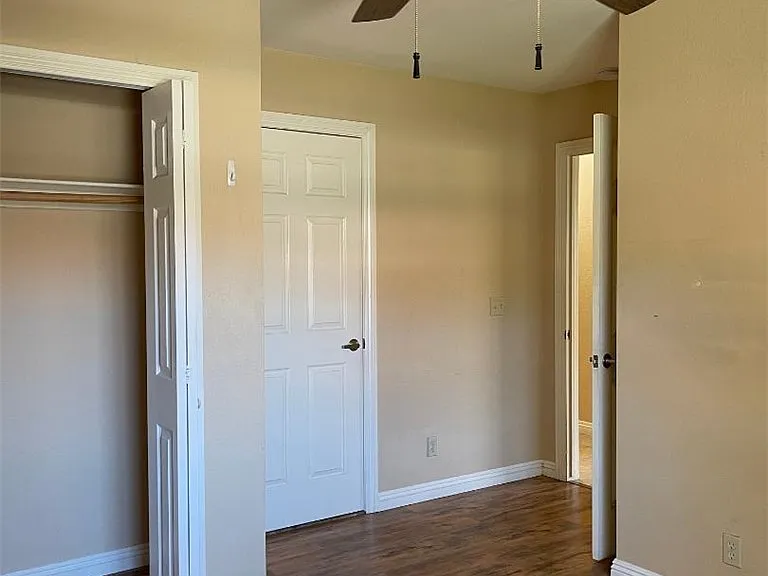5905 April Ln — Photo 19
