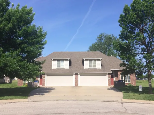 405 Tara Ct, Lawrence, KS 66049
