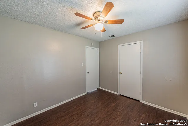 5915 Cliff Rdg — Photo 18