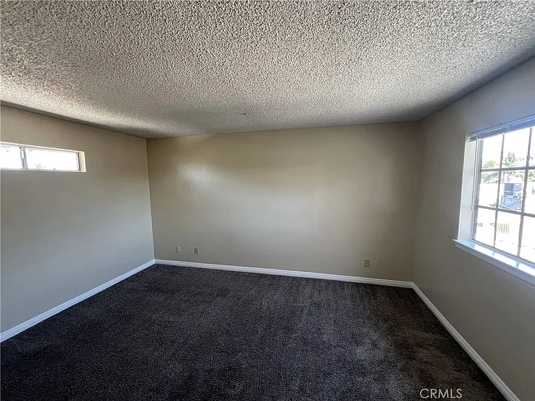 1077 E 71st Way — Photo 9
