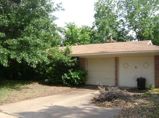 516 Lynda Ln, Arlington, TX 76010