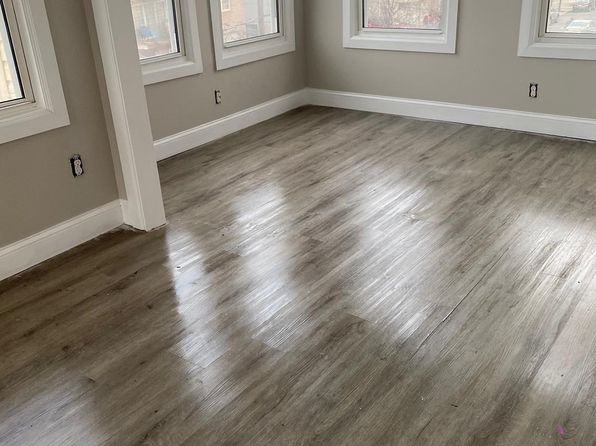 9 Wyllys St #1