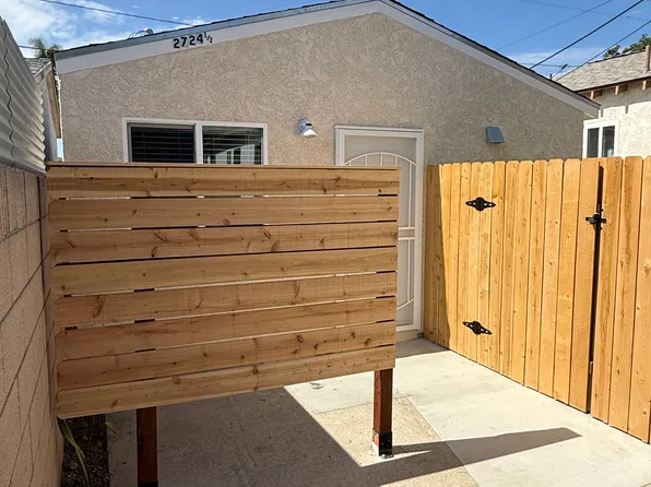 2724 1/2 E Jackson St, Long Beach, CA 90810