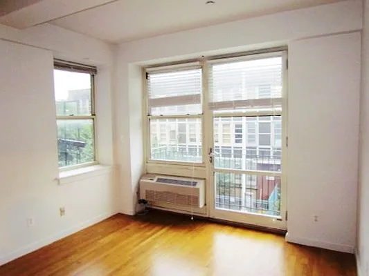 Rented by Mark David | media 65