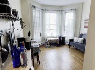 881 Huntington Ave APT 3, Boston, MA 02115