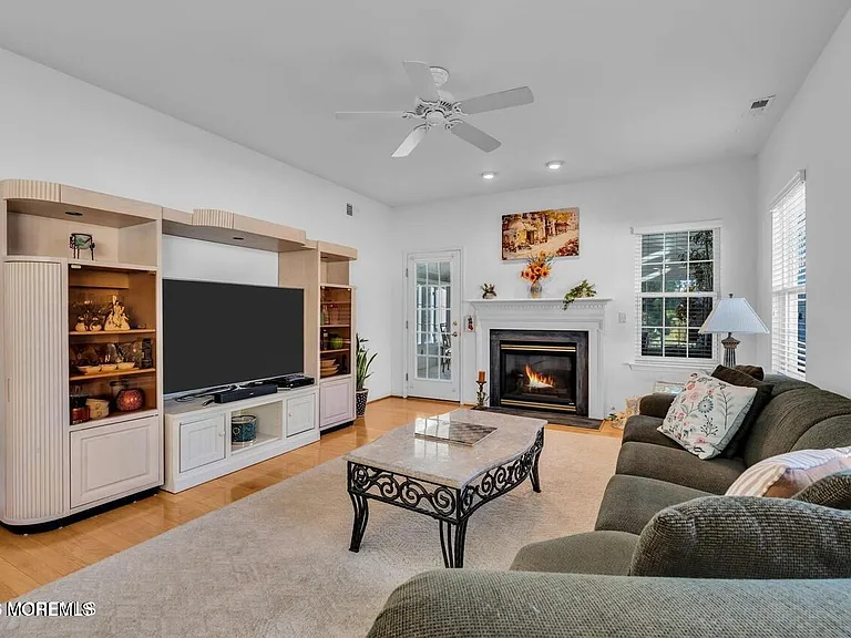 6 Castile Ct — Photo 10