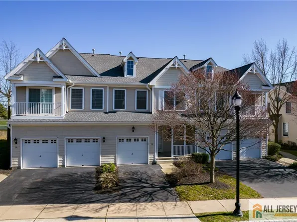 98 S Shore Dr, South Amboy, NJ 08879