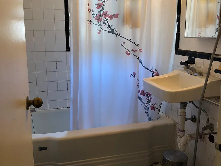 2141 I St NW #614 — Photo 6